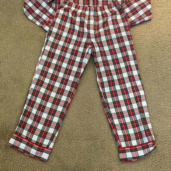Boy’s Disney Christmas pajamas - Picture 4 of 4